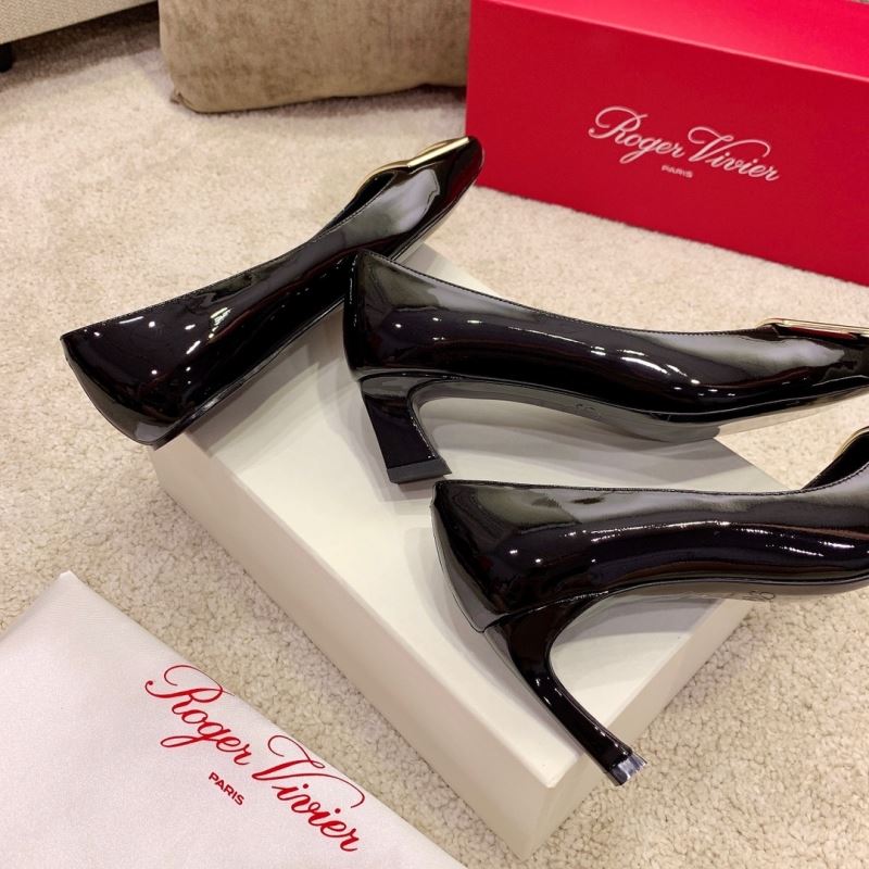 Roger Vivier flat shoes